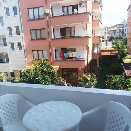 Guest house Family California