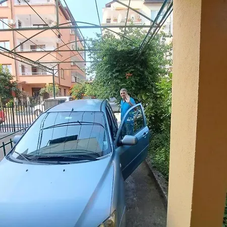 Guest house Family California Primorsko